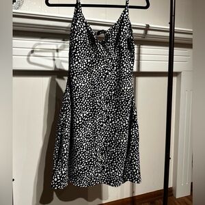 Low-back shift dress